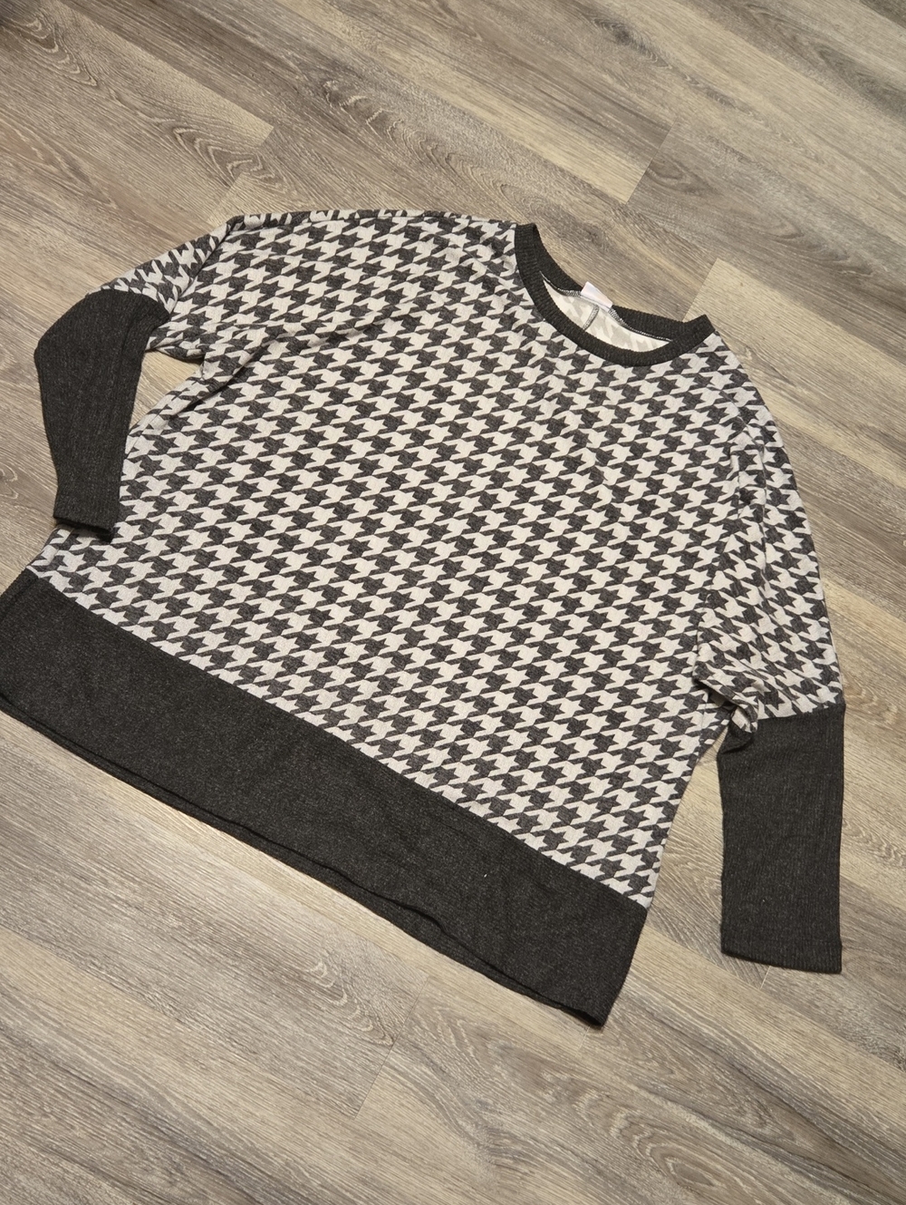 NWT Lularoe 3X Tammy Houndtooth Top